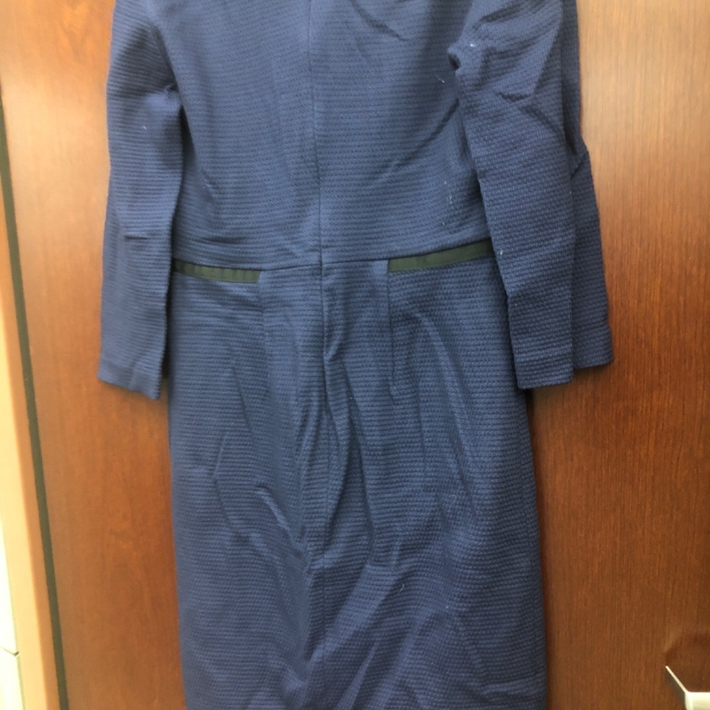 Hugo Boss great work/ out to dinner dress - Picture 4 of 4